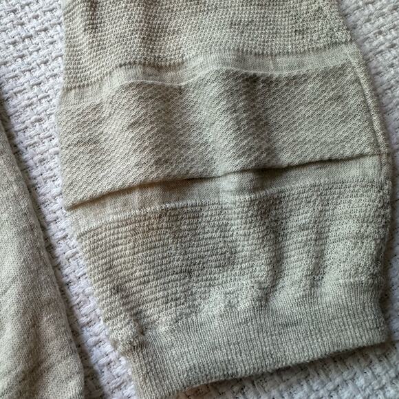 White + Warren V-neck Women’s‎ Cotton Sweater Medium Ivory/Beige Wrist Detail - Picture 7 of 8